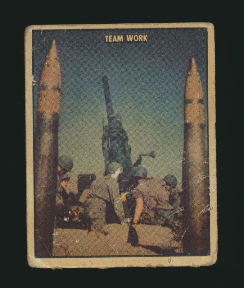1950 Topps R709-2 Freedom\'s War #111 Team Work