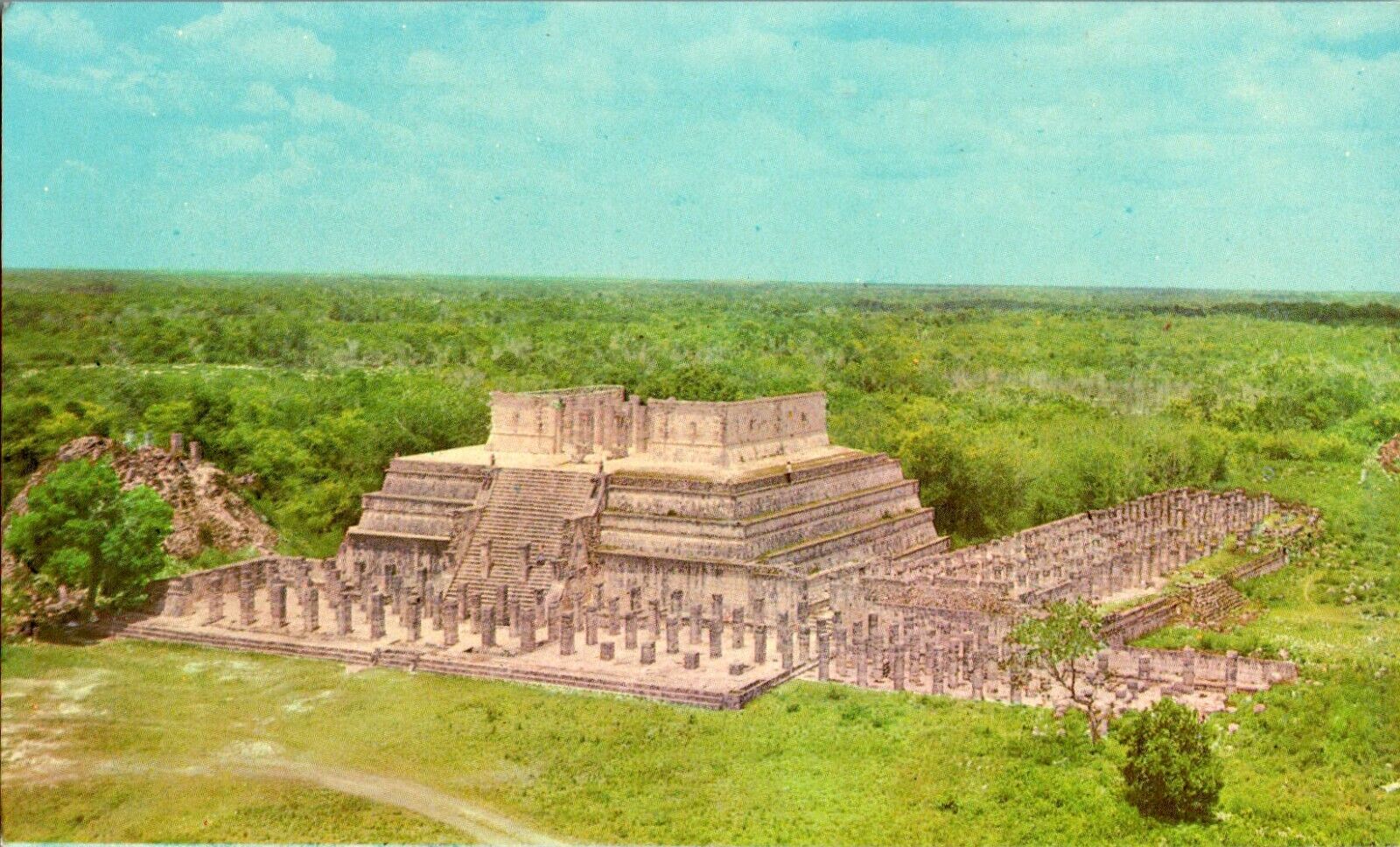 Temple of the Warriors, Chichen Itza, Yucatan, Mexico chrome Postcard