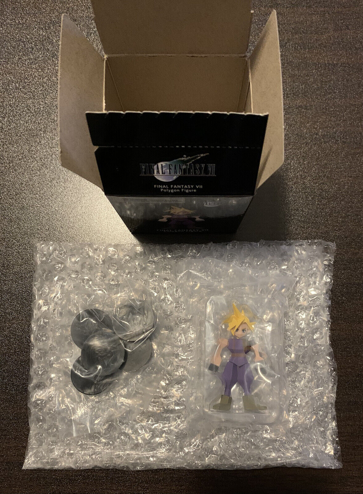 Final Fantasy VII FF 7 Cloud Strife Polygon Mini Figure with Box