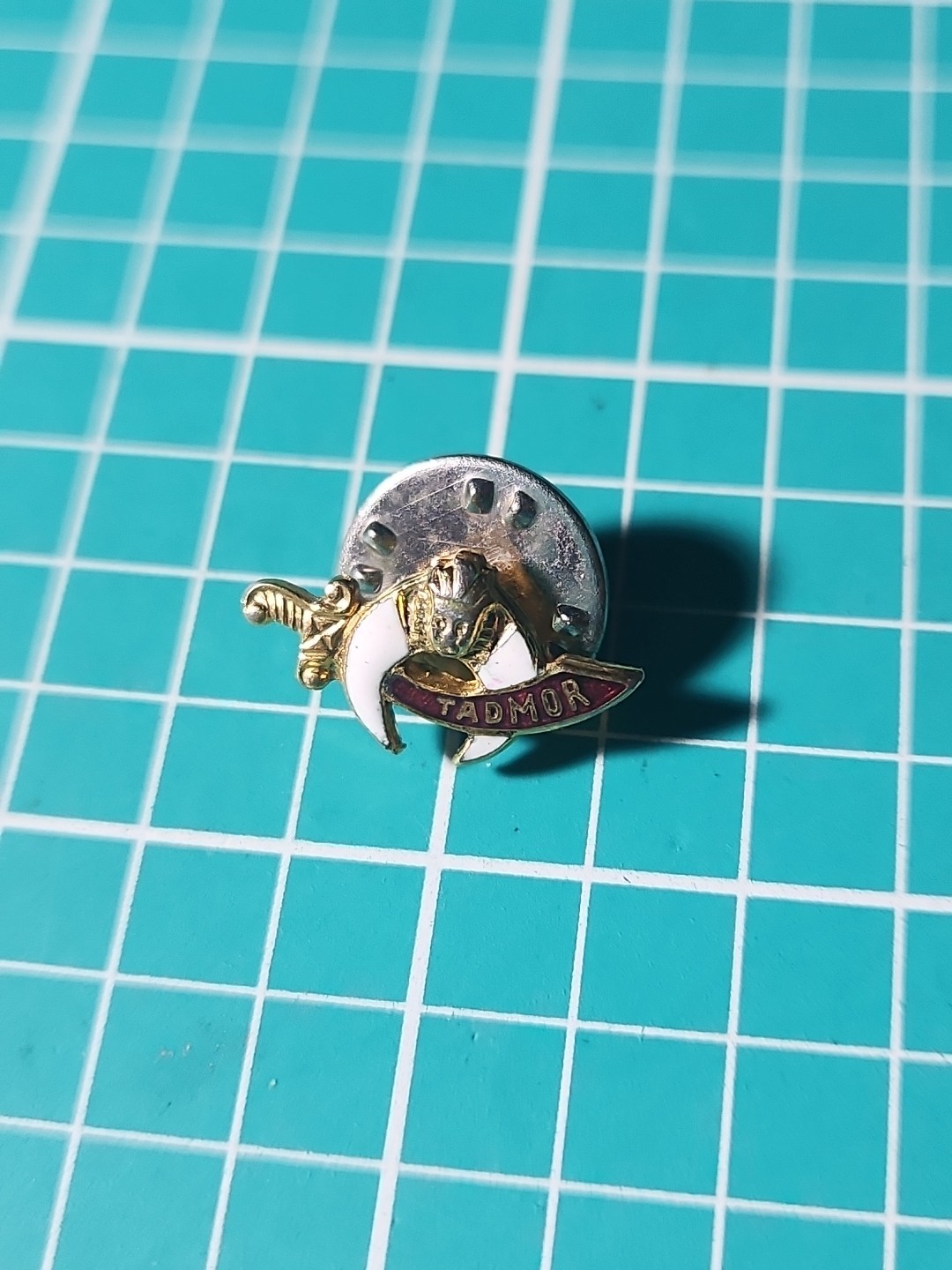 1600 Click Pin Vtg Freemason Masonic Shriner Tadmor Temple Logo Gold Tone Lapel Pin ...