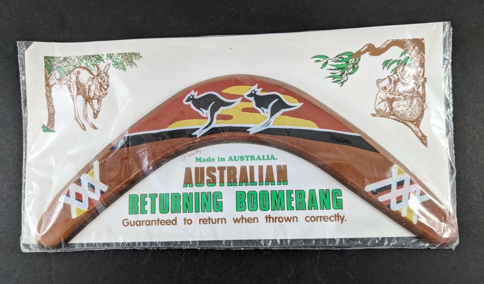 Australian Throwing/Returning Boomerang Souvenir - New/Sealed