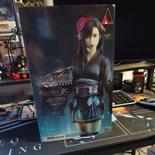 Final Fantasy VII Remake PLAY ARTS Kai Tifa Lockhart Exotic Dress Ver. Figure picture