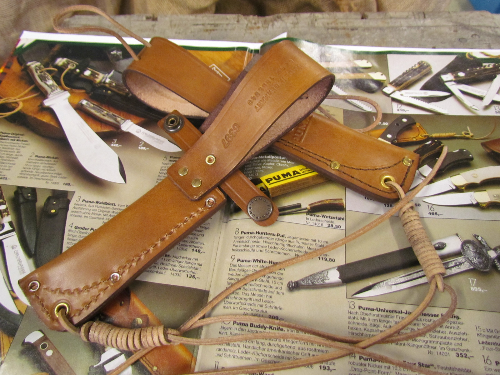 Puma Hunter's Pal Knife Sheath for Puma Knives 6397 Solingen Germany. Puma Hunter's Pal Knife Sheath for Puma Knives 6397 Solingen Germany.