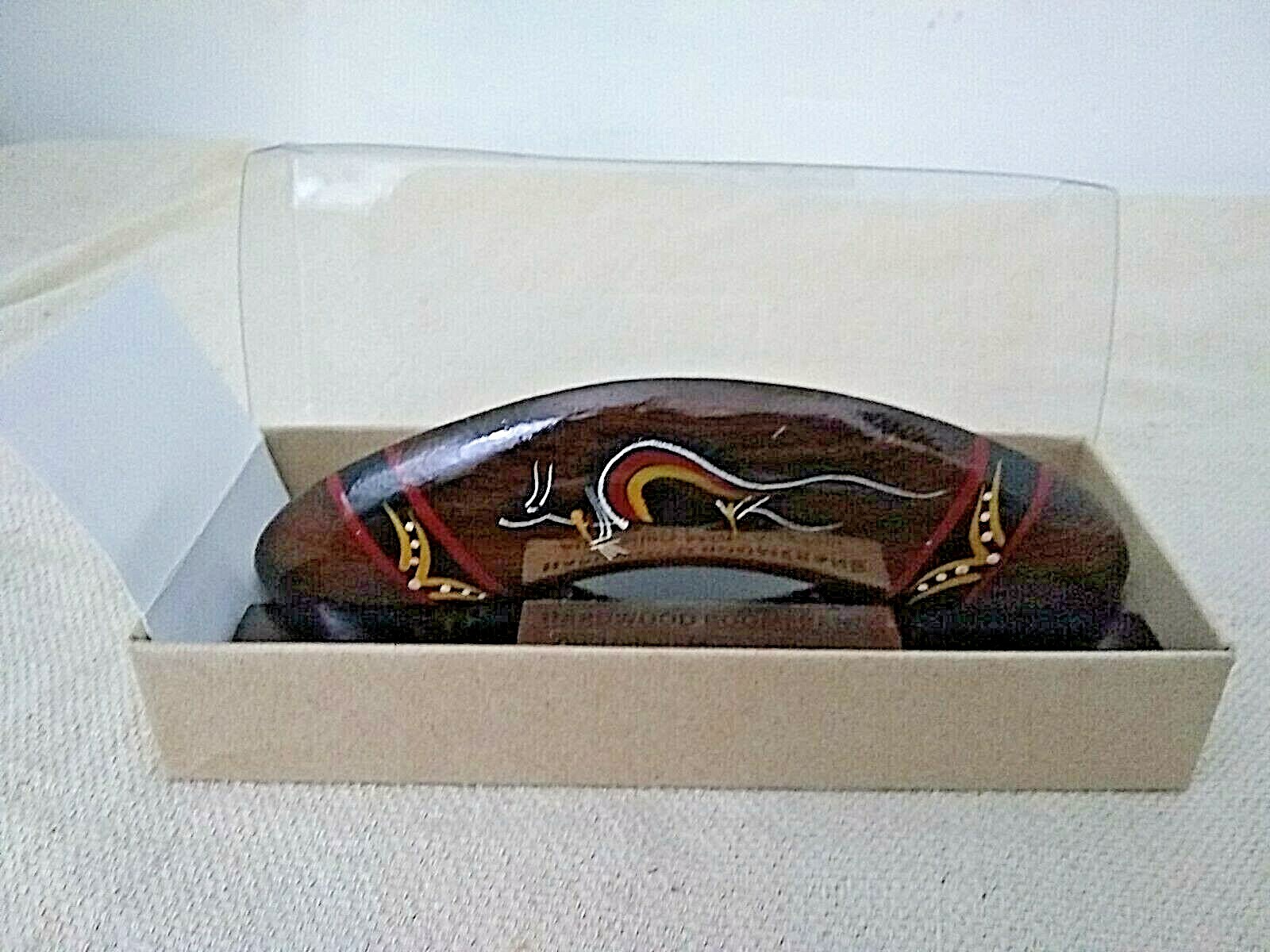  Australia Hardwood Boomerang Hand Painted Art sculpture holder stand 6'' box